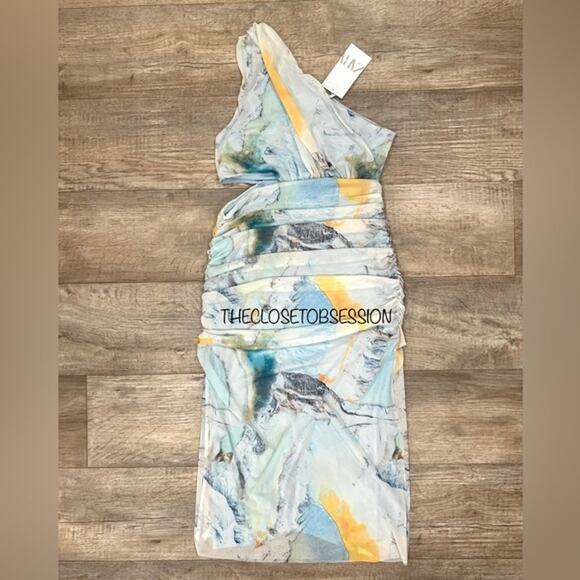 ZARA BLOGGER FAVE!!! Fitted Midi Dress NWT - Picture 15 of 16